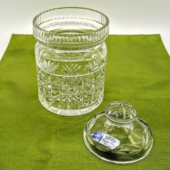 Crystal Clear Handcut Polish Lead Crystal Lidded Jar - Picture 3 of 7